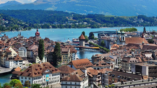 Lucerne – Image : Werner Sidler / Pixabay